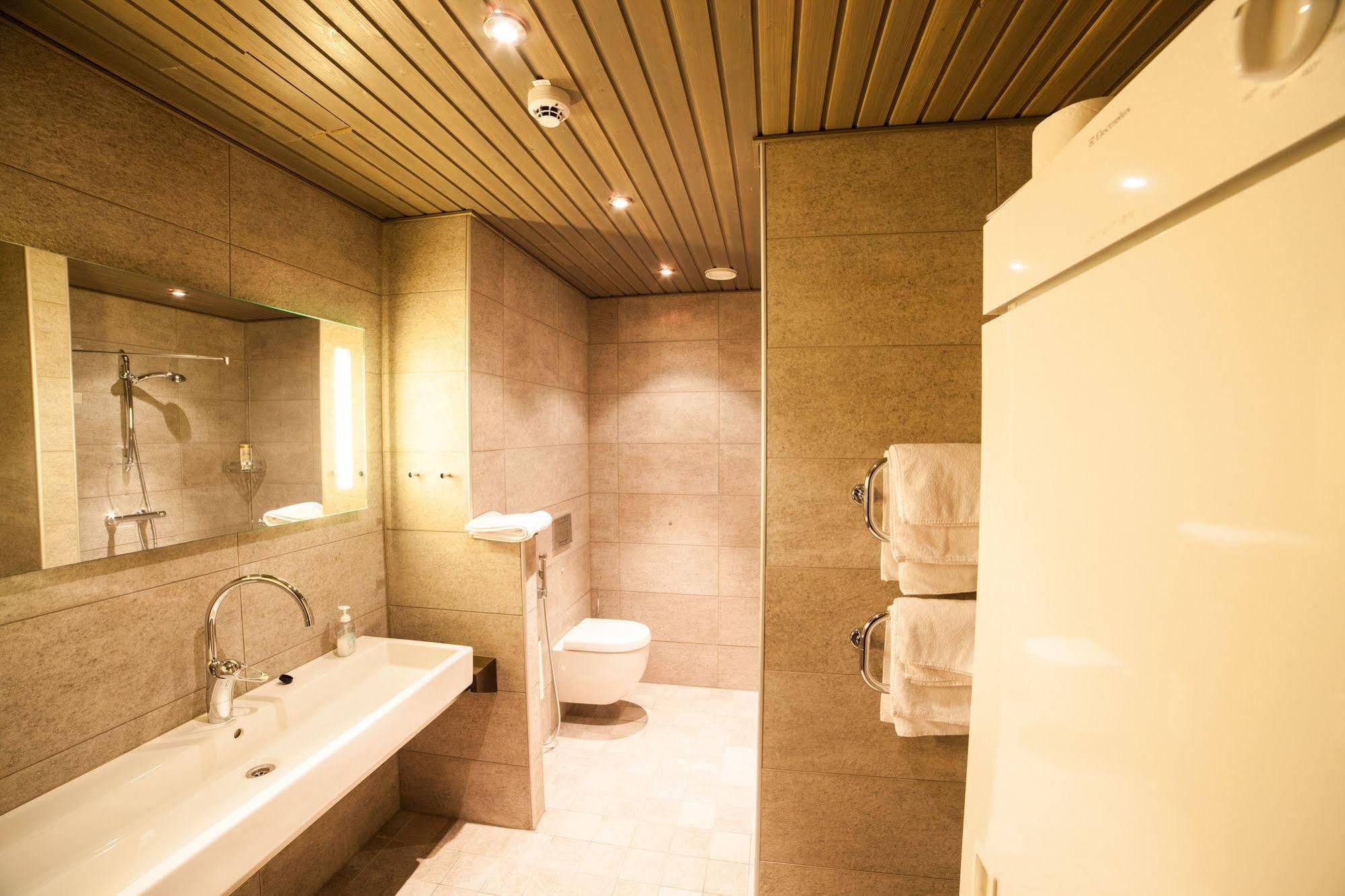 Hotelli Suomutunturi Ngoại thất bức ảnh